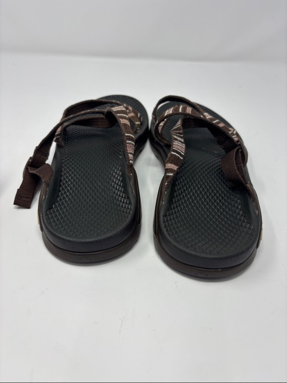 Chaco | 7 Brown Striped Strap Sandals W7 - Picture 5 of 8
